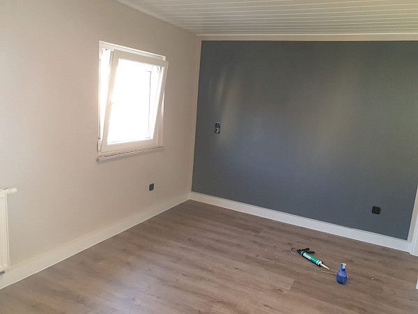 zimmer-frisch-gestrichen-neuer-boden